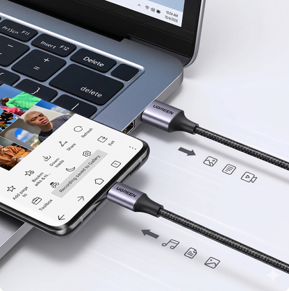 Connected to a smartphone and laptop data transfer. 1GB of data transfer in 30 sec. Blazing quick data transfer.